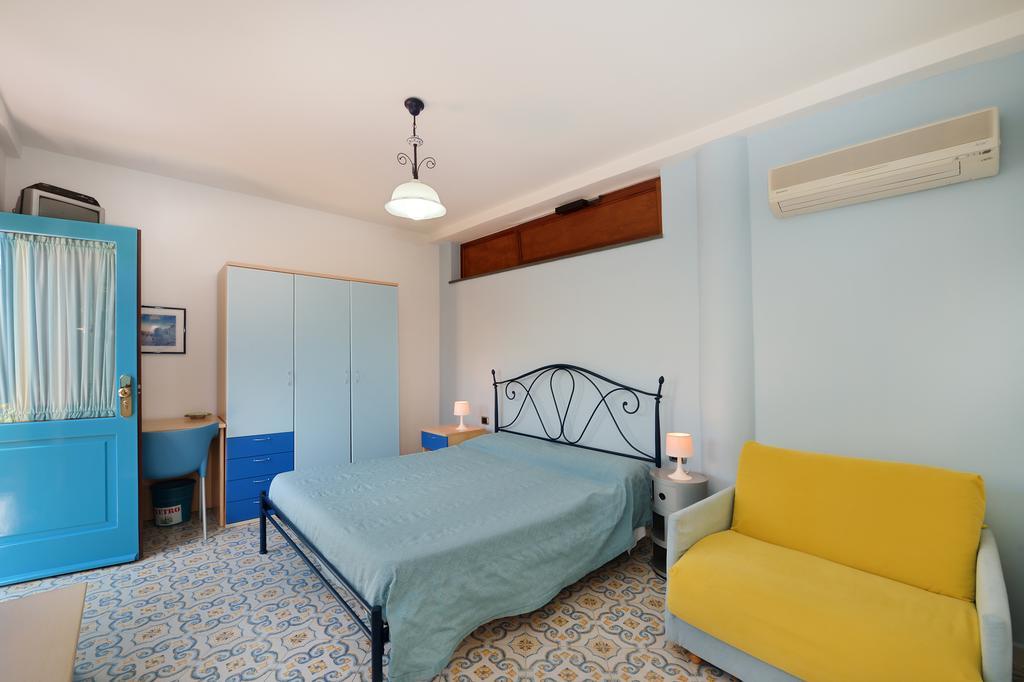 프로치다 La Capannina B&B 객실 사진